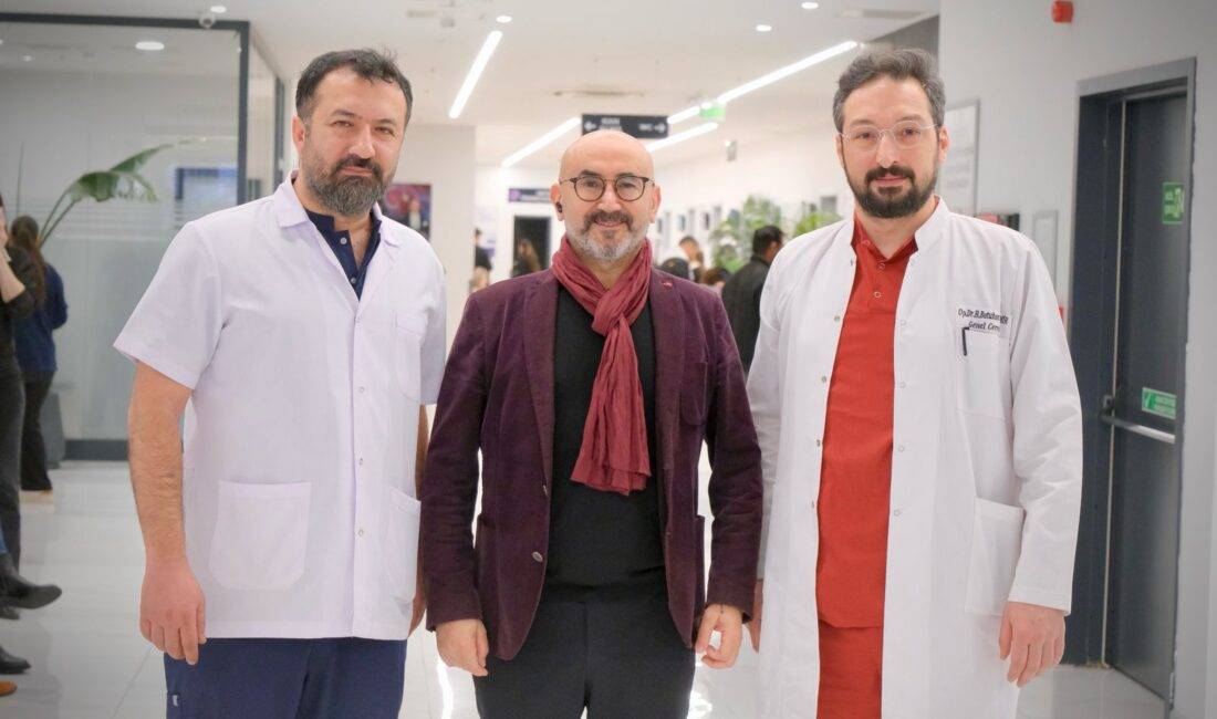 Uzmanlar uyardı: “Meme kanserinde yeni lezyonlar 6 ay içinde gelişebilir” Uzmanlar meme kanserinde erken tanının önemine vurgu yaptı. Yeni lezyonların